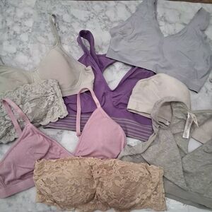 🔗8 Bralettes Size 6-Medium, 1-Small,1-XL